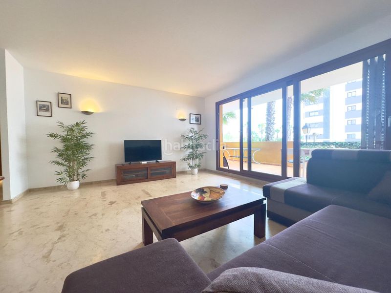 Foto 5e59704f-4c24-42a0-877b-cd48f68acc39. Apartament amb piscina a Punta Prima Torrevieja