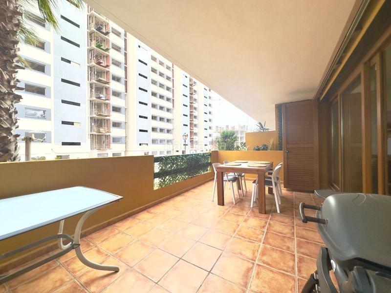 Foto 6134a2cb-0892-44dd-8ff2-57bb59b27775. Apartament amb piscina a Punta Prima Torrevieja