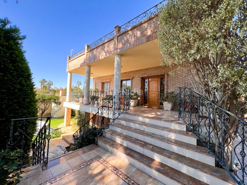 Foto 0a89fe02-b4d5-4705-aeeb-a24c2165cb17. Casa en Rojales
