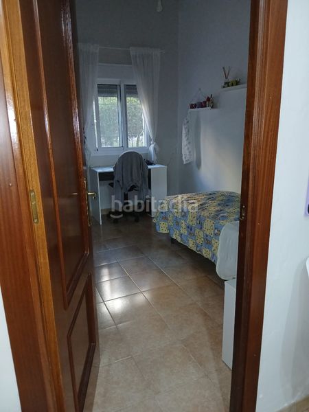Foto b75b7b75-d2ee-40af-b9a7-6c73db46171f. Pis a Bami - La Estrella Sevilla