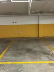 Autoparkplatz  Calle castillo de utrera. Estupendo garaje en venta zona bami