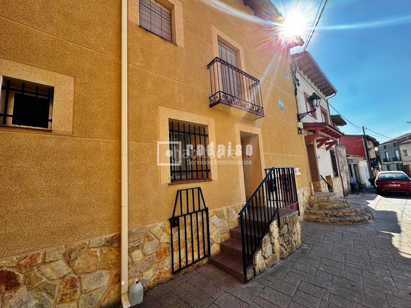 Foto abc5ba21-30d3-4c8c-b66f-92cc31b6dab1. Casa amb calefacció aparcament a Arbancón