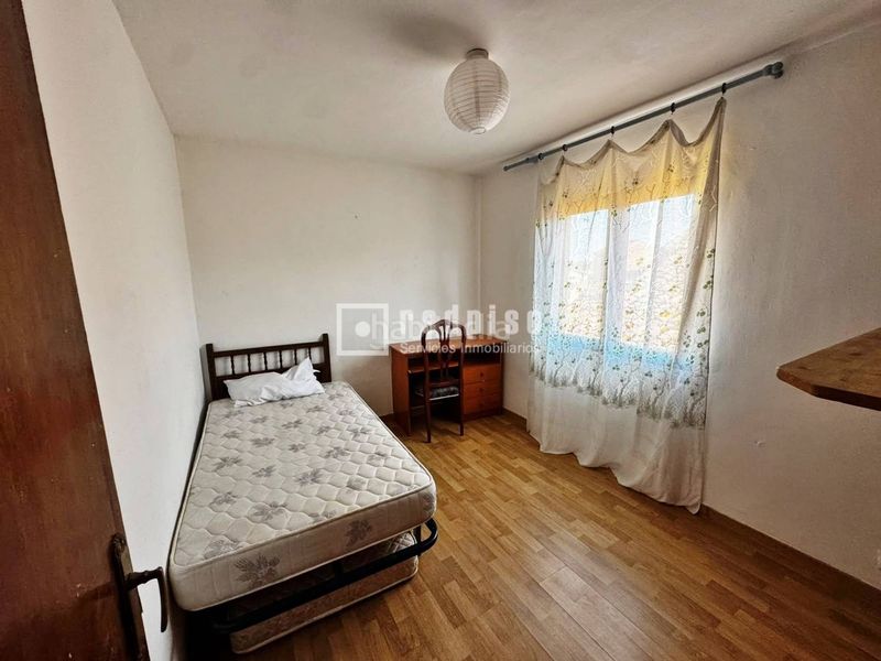 Foto b8e1007b-4083-4ce1-8286-2dfbc82809df. Casa amb calefacció aparcament a Arbancón