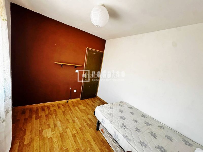 Foto dcf7d993-e749-4b34-84eb-43e98749adf1. Casa amb calefacció aparcament a Arbancón