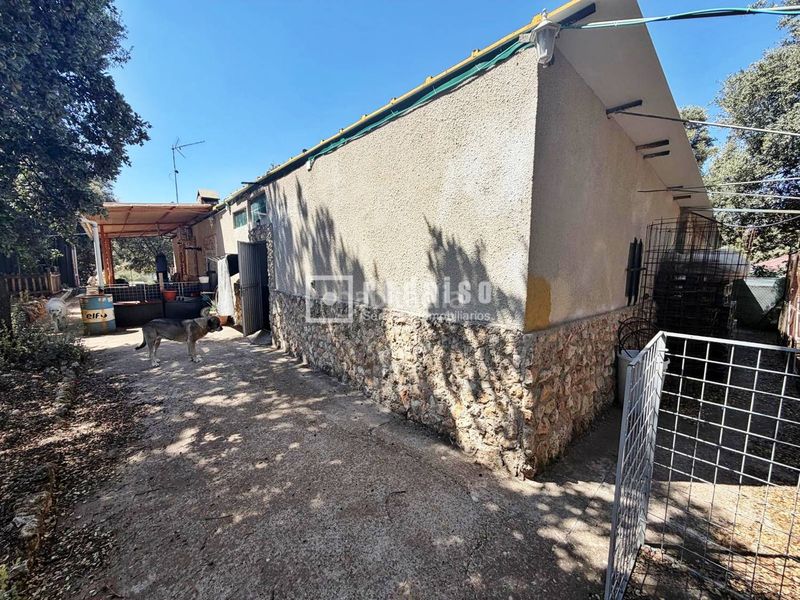Foto 7fa41706-7e67-4d39-bbb9-5ed8e83b2139. Casa amb calefacció aparcament a Hontoba