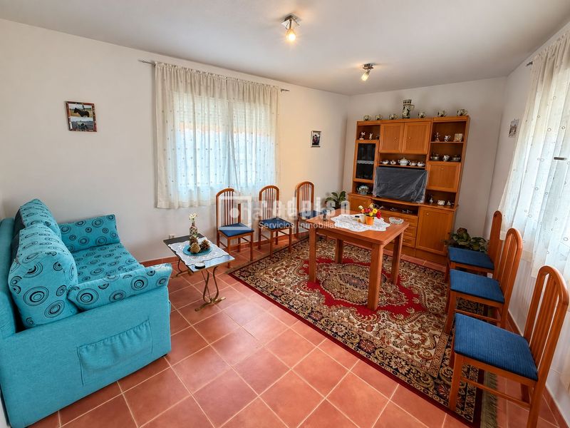 Foto 5c9a3c40-a331-4ddc-8047-f5a399543099. Chalet con riscaldamento in Cifuentes