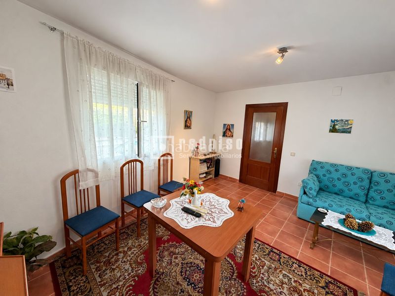Foto ee0d5dbd-4ea2-47cf-89e1-4a98ceabdabb. Chalet con riscaldamento in Cifuentes