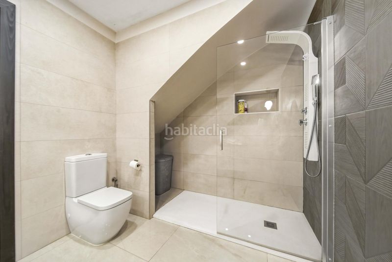 Foto a01061a9-7d8e-4e71-a393-1091bfd3c9d5. Casa amb aparcament a Puig Rom-Canyelles-Almadrava Roses