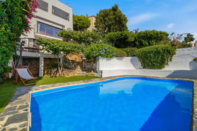Foto efff2477-ca28-4c27-8f38-d9076e83dbad. Casa amb aparcament a Puig Rom-Canyelles-Almadrava Roses