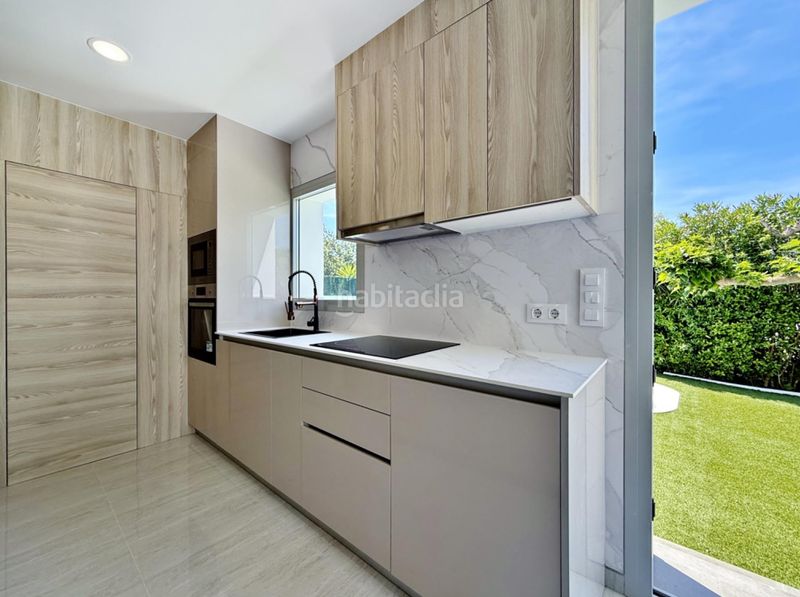 Foto a40d09ab-d156-4e43-9423-4a1bfbe993d8. Casa amb aparcament a Nord Roses