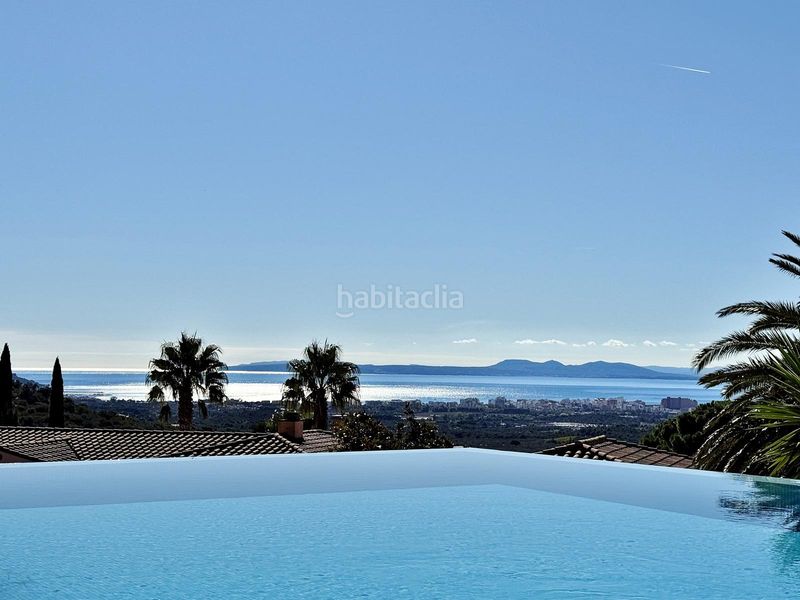 Foto c956b520-6004-4567-b8da-d51bc1ca2882. Xalet amb aparcament a Palau-saverdera