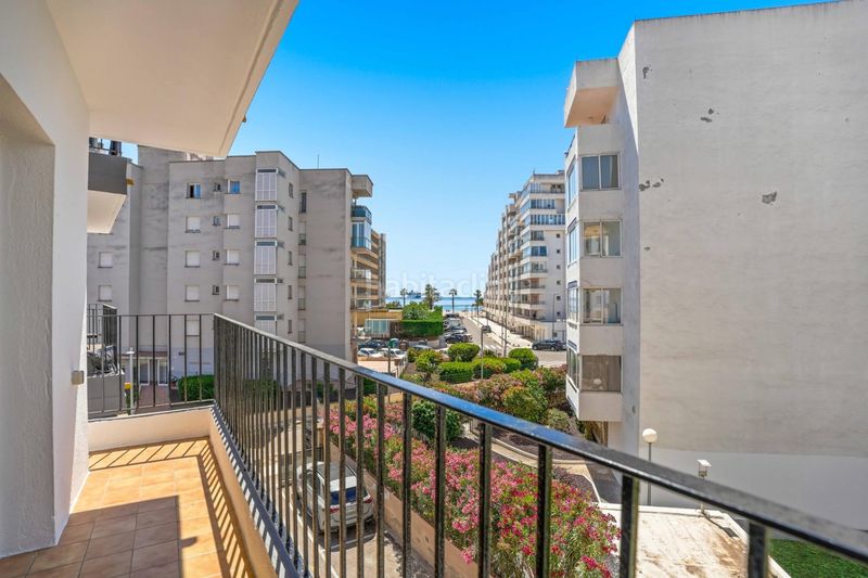 Foto 41c19078-2687-48dc-8d41-82d98948979d. Apartament a Salatar Roses