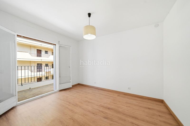 Foto 92e99e11-b8b3-4658-ae8a-0dff006916f0. Apartament a Salatar Roses