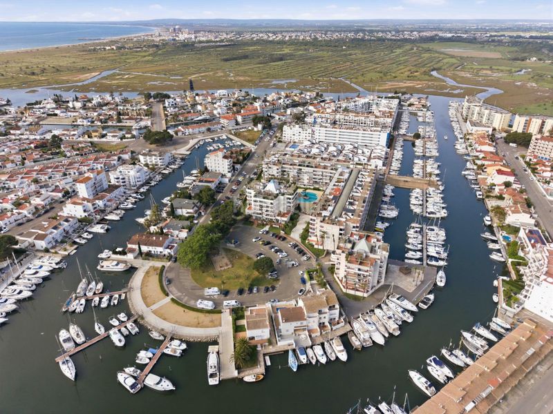 Foto db792a78-d107-4140-b3cd-3b18152a5cd6. Apartament amb piscina a Santa Margarida Roses