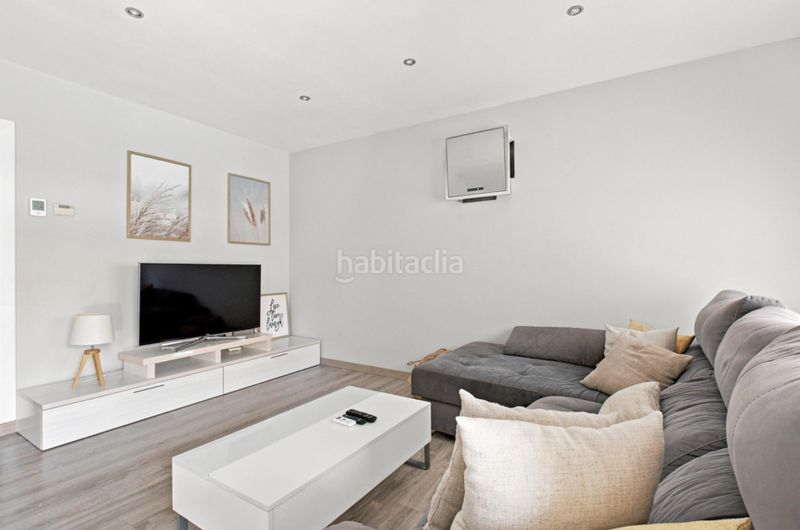 Foto 88026f42-16a7-4dce-a62d-01b8836f1338. Casa amb aparcament a Palau-saverdera