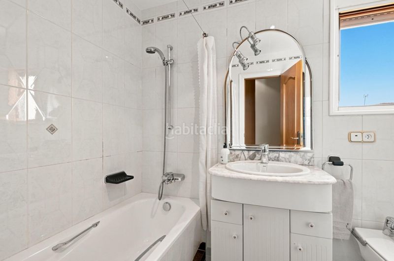 Foto 617b725c-097b-4186-ab8b-916dad1716c3. Casa amb aparcament a Nord Roses