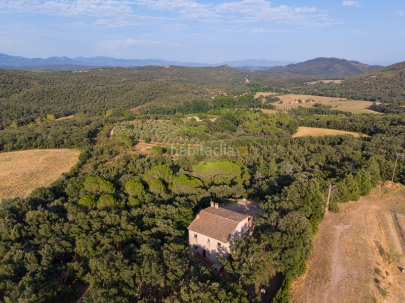 Foto 47f696b1-dba6-47f4-bde1-84400354b1f3. Casa con parcheggio in Darnius