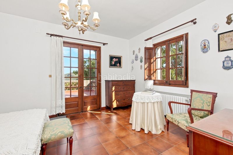 Foto bda18b3c-aa32-487e-925c-5834dd5db0d9. Casa con parcheggio in Darnius