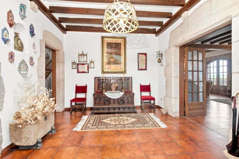 Foto df3bb14b-d276-4f2e-a489-6a2e86afba74. Casa con parcheggio in Darnius