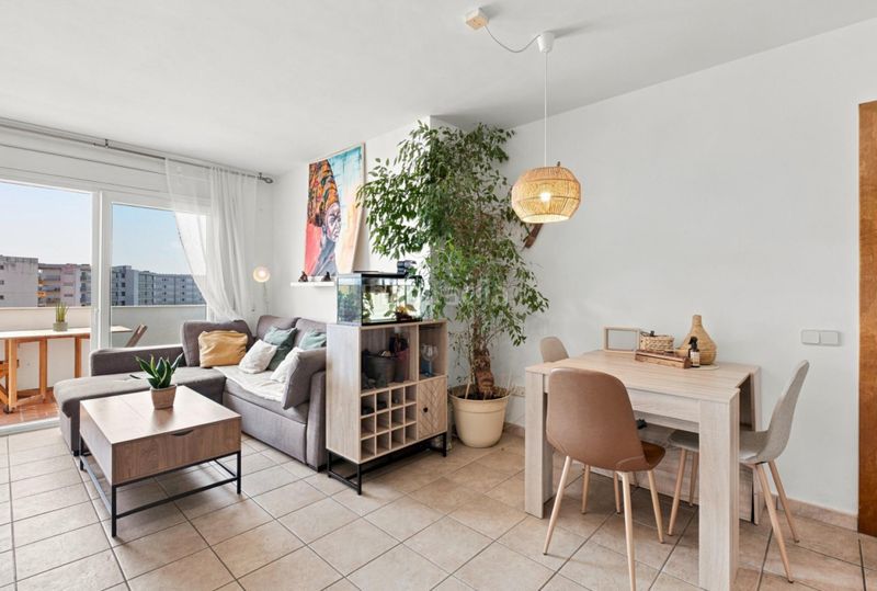 Foto 1f2d86f8-8b6f-4a11-a6a1-a158ee40fee2. Apartament amb aparcament piscina a Santa Margarida Roses