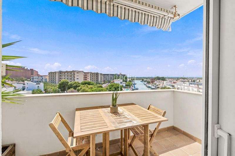 Foto 31f6a432-8a65-4eaa-99ec-378b9c2787b6. Apartament amb aparcament piscina a Santa Margarida Roses
