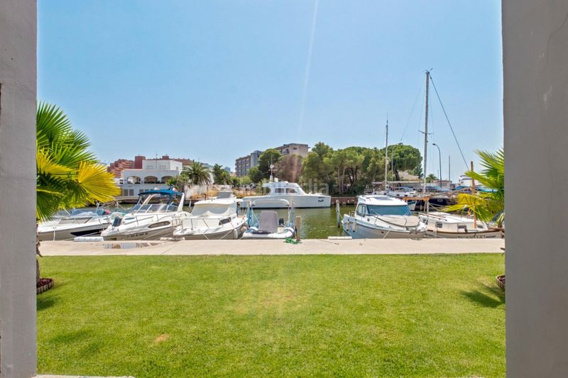 Foto f174c3b8-8872-4b70-9dde-de4d6112d089. Apartament amb aparcament piscina a Santa Margarida Roses