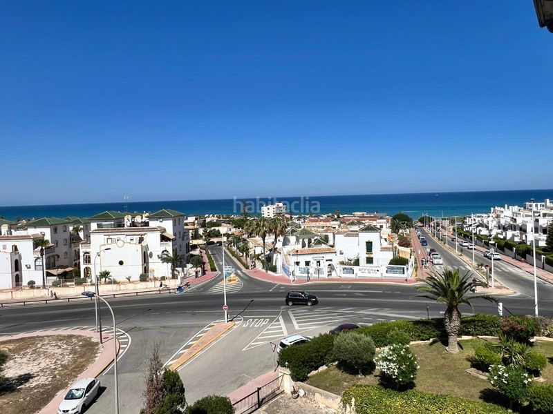 Foto 99e3039b-fab5-40b6-b0d4-72d4c6d07ed3. Apartament amb aparcament a Torreblanca Torrevieja
