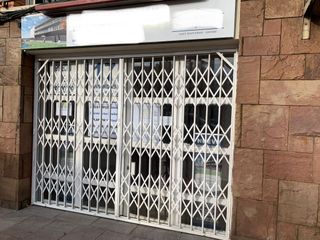 Locale commerciale  Barcelona. Local comercial