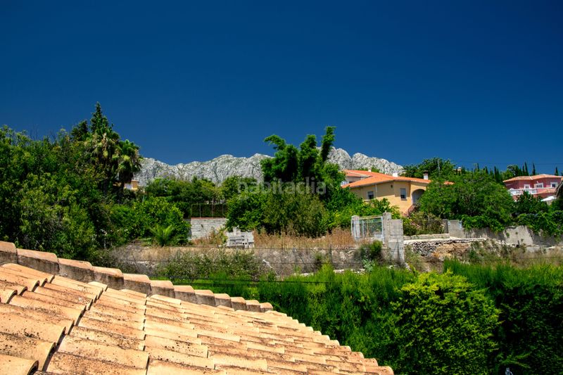 Foto b25098a3-9900-4c8e-a661-83a8de05ef94. Xalet amb calefacció aparcament piscina a Beniarbeig