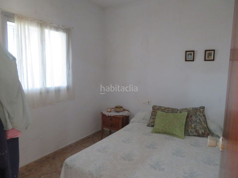 Foto 3b933195-bae1-4102-9900-581b4296cfa9. Masia amb aparcament a Pego