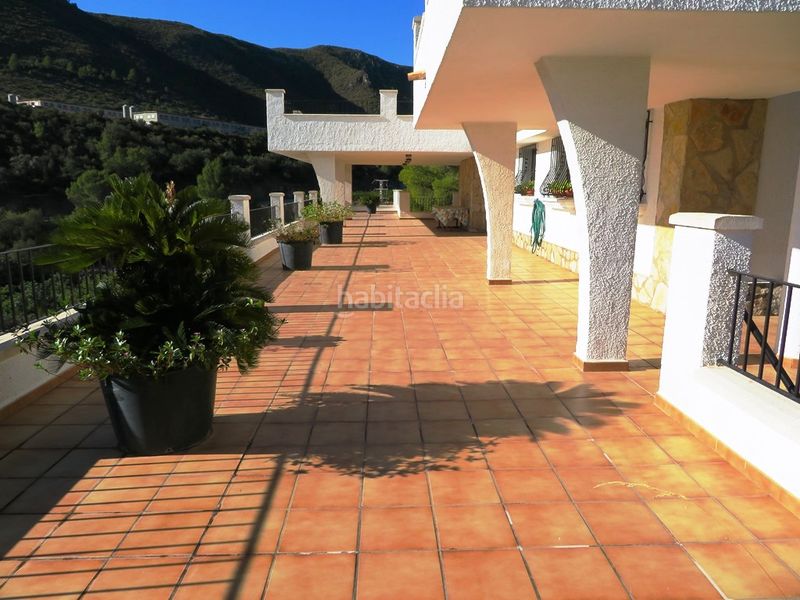 Foto 28de1f79-a0fe-4afe-8c5d-331d1399e003. Xalet amb xemeneia aparcament piscina a Atzúbia (L´)