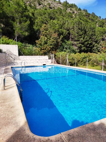 Foto 6bfc9fd1-15b9-49c3-bbec-c82e51838f83. Xalet amb xemeneia aparcament piscina a Atzúbia (L´)