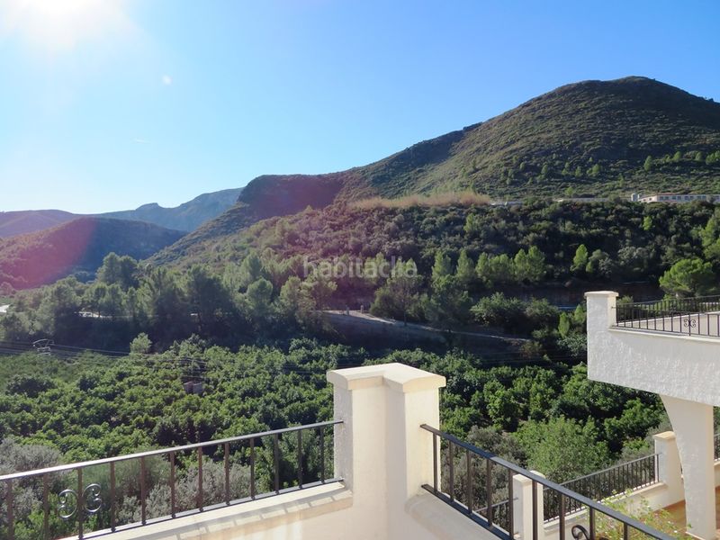 Foto d9214254-edc3-4974-b941-fd26770405a9. Xalet amb xemeneia aparcament piscina a Atzúbia (L´)