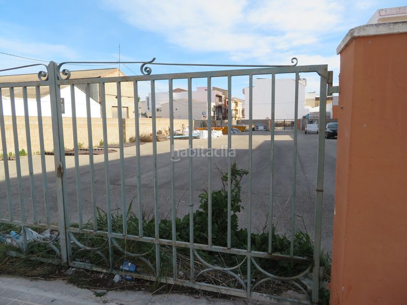 Foto 483c0acd-0f6d-4663-813d-825b4623fa34. Terreny residencial a Ondara