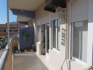 Apartament  Carrer riu xinxilla 1. Apartamento en la playa de les deveses