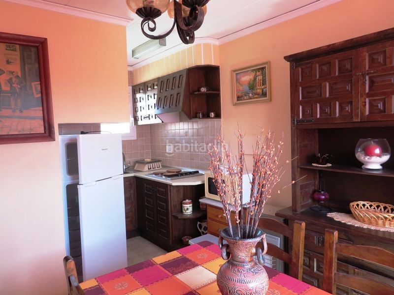Foto cdfe1cdb-35d3-4b6d-8533-6ba9c0c26274. Casa aparellada a n/a a Poblets (els)