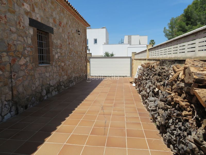Foto cb9aeb4d-0174-47ff-adfd-5abb1801036c. Xalet amb xemeneia calefacció aparcament piscina a Poblets (els)