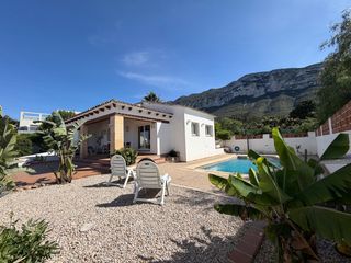 Xalet  Partida santa llúcia b 11. Preciosa villa en zona muy demandada
