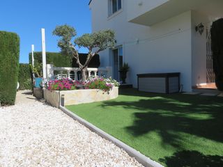 Appartement à Verger (el). Apartamento cerca del mar con jardin propio en planta baja