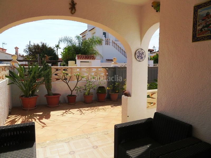 Foto fa75204b-e64a-457a-ae91-359ef3db8dfa. Casa aparellada amb xemeneia aparcament a Poblets (els)