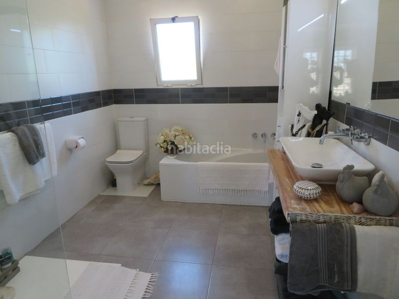Foto 9f302cbf-7e9a-4925-9364-72333885c046. Xalet amb aparcament a Verger (el)
