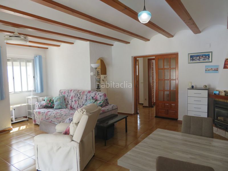 Foto 6329b68a-773c-404f-a552-f4a9b3ee92d7. Chalet avec cheminée parking piscine dans Poblets (els)