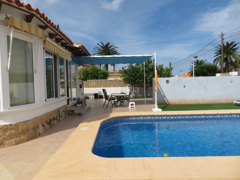 Foto bdc3337a-ecd5-44eb-a7b0-07a2d4874cf2. Chalet avec cheminée parking piscine dans Poblets (els)