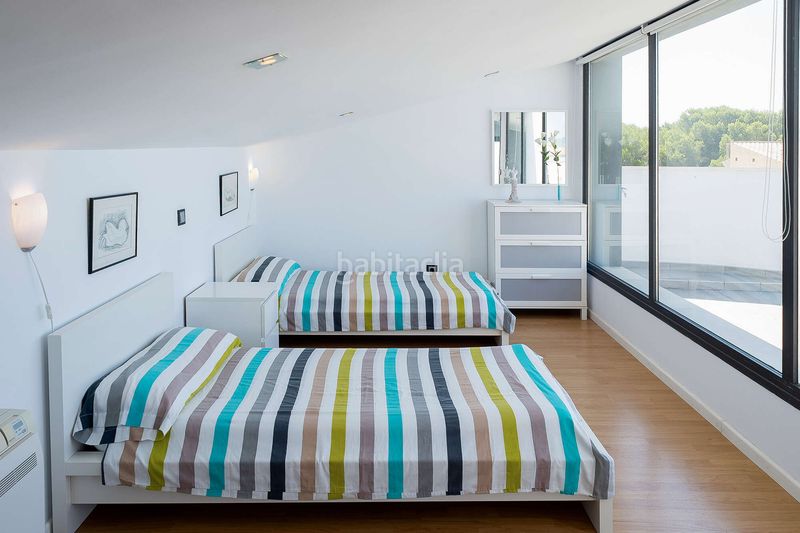 Foto be9bc3d7-7b59-4ad0-b312-fee504a66cf1. Casa aparellada a Can Pastilla Palma de Mallorca