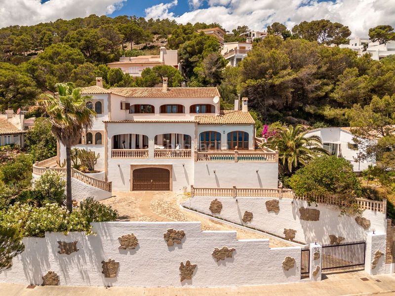 Foto f7514c6e-7cc1-440d-81e6-423fa953c931. Casa amb aparcament a Font de Sa Cala Capdepera