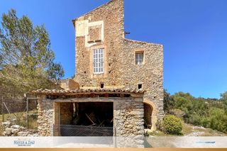 Terreny residencial a Artà Poble. Artá enorme finca con antiguo molino de aceite. obj.7595