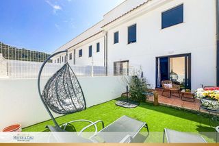 Casa a schiera in Capdepera Poble. Capdepera bonito adosado con piscina comunitariaobj.8587