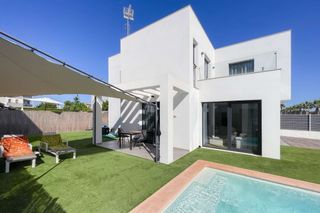 Casa in Can Picafort. Casa de ensueño con una hermosa parcela con piscina no lejos del