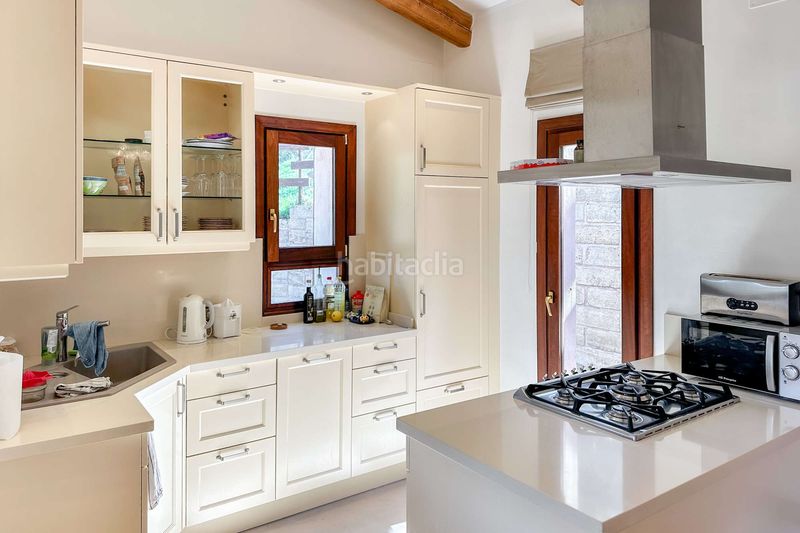 Foto ab8f0822-2664-4d72-82bc-de5b5ab0a4ea. Masia a Capdepera poble Capdepera