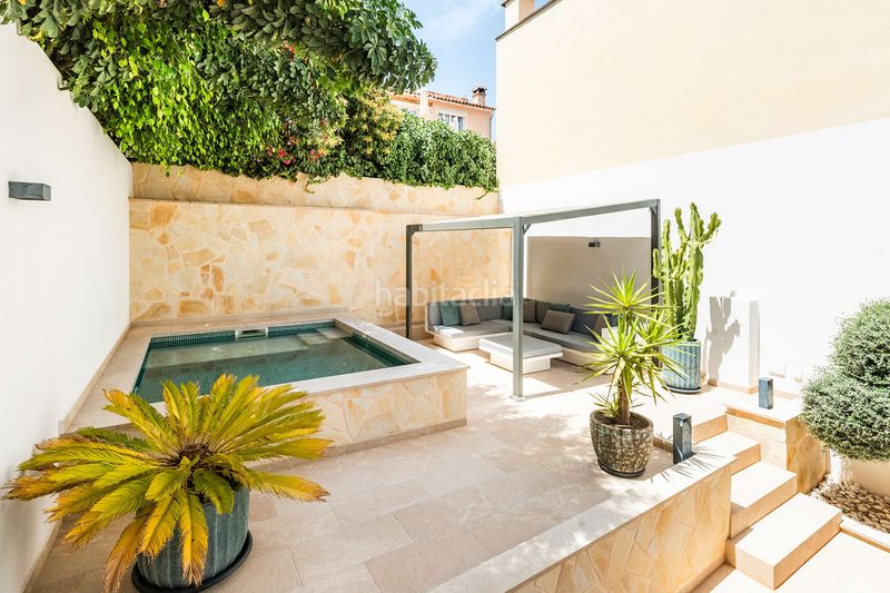 Foto 7a78952e-6788-481a-bfbc-f4d818d3e71f. Casa adossada amb aparcament a El Terreno Palma de Mallorca